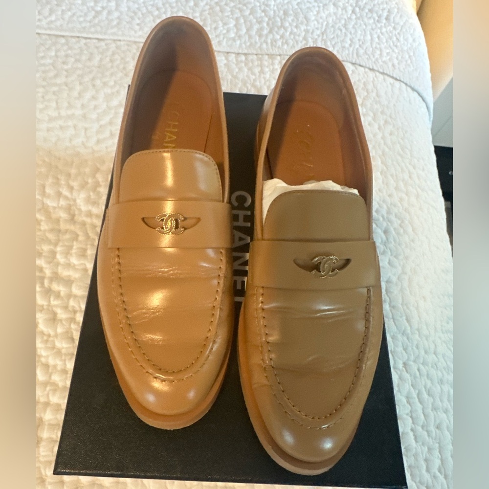 Chanel womens Leather Loafers with CC Logo